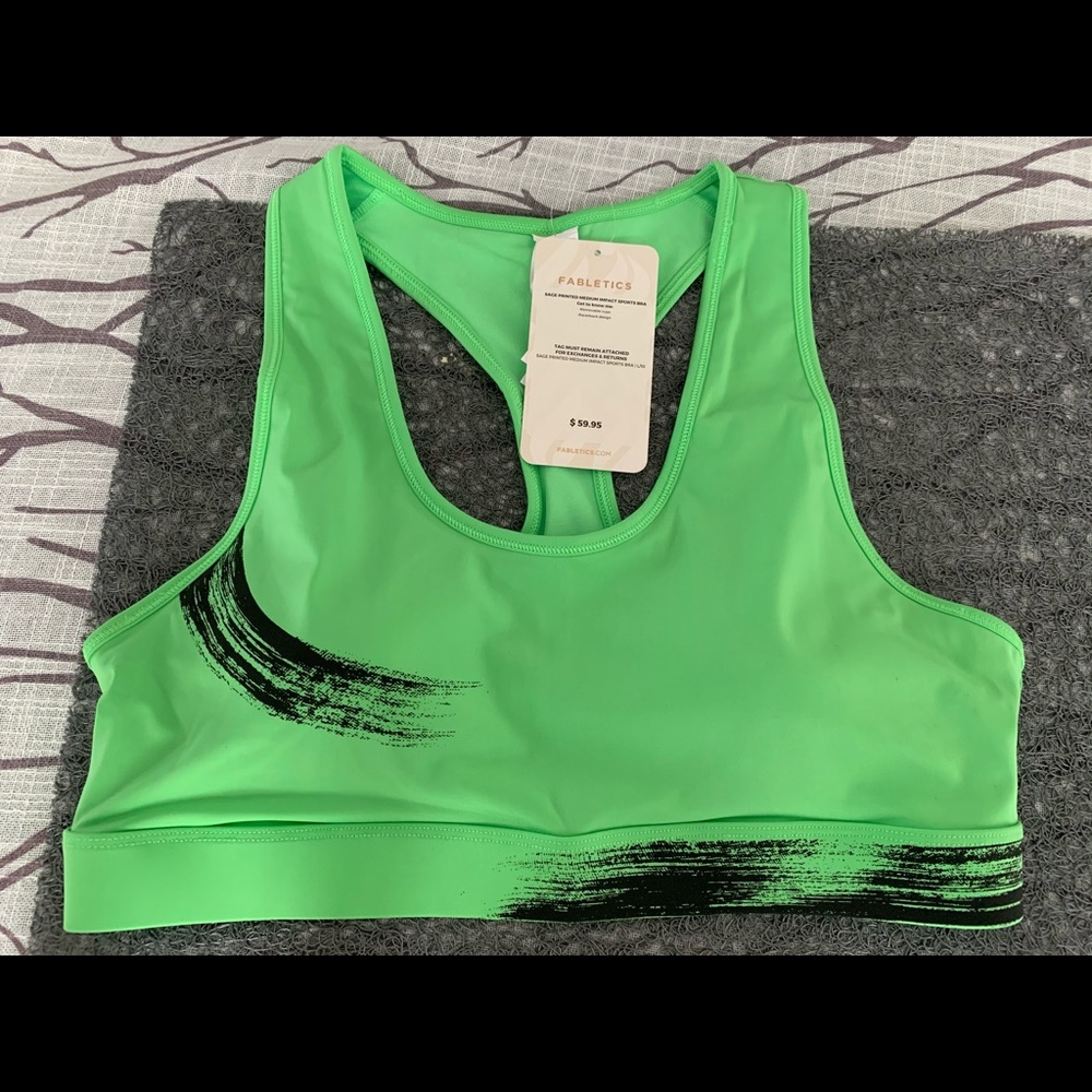 Fabletics racer back sports bra NWT